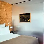 Bus Palladium Hotel