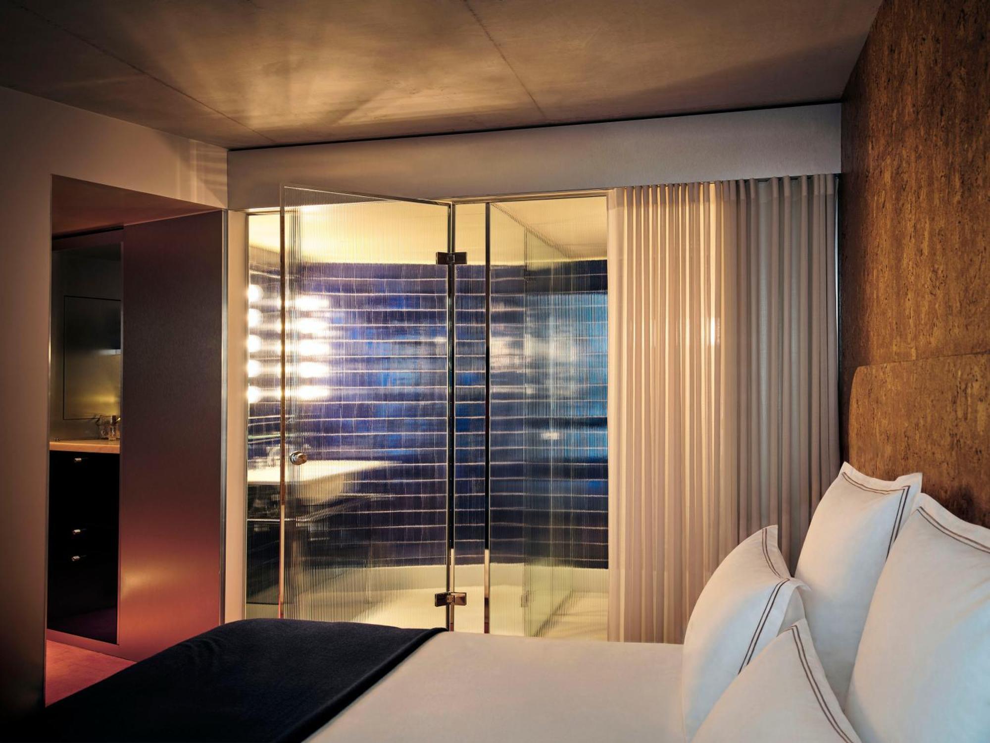 Bus Palladium Hotel 5*